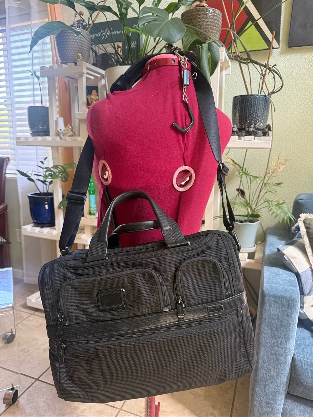 TUMI Alpha 2 Expandable Organizer Laptop Brief
